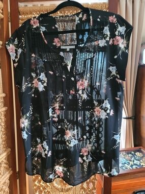 Daniel Rainn Black Floral Short-Sleeve Blouse with Pink & Blue Flowers